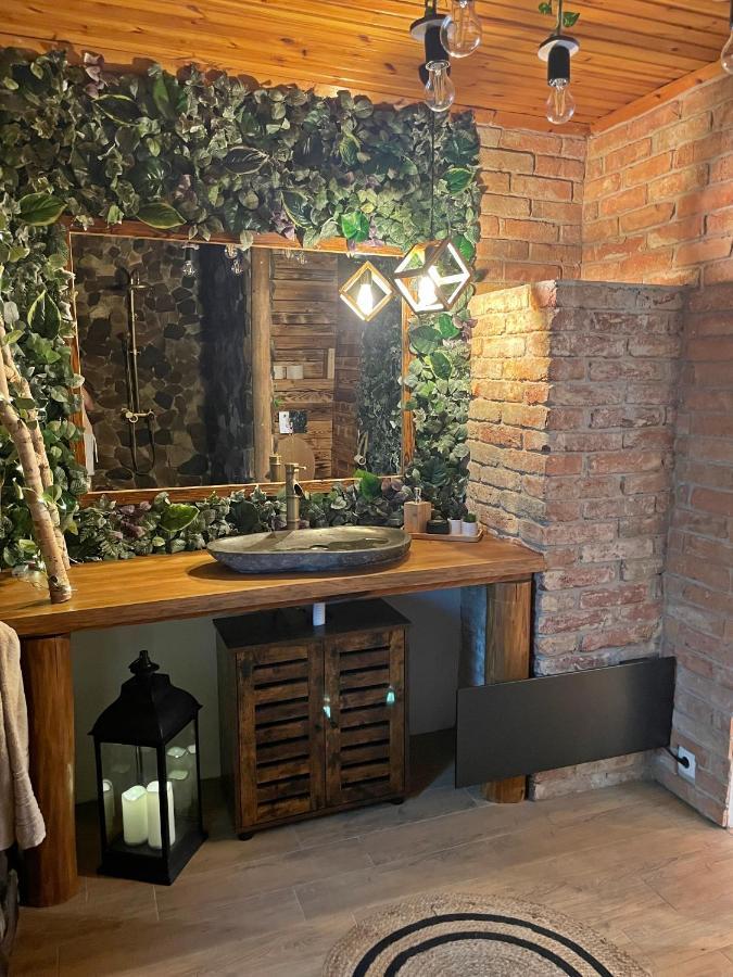 Cityside Cottage エゲル エクステリア 写真