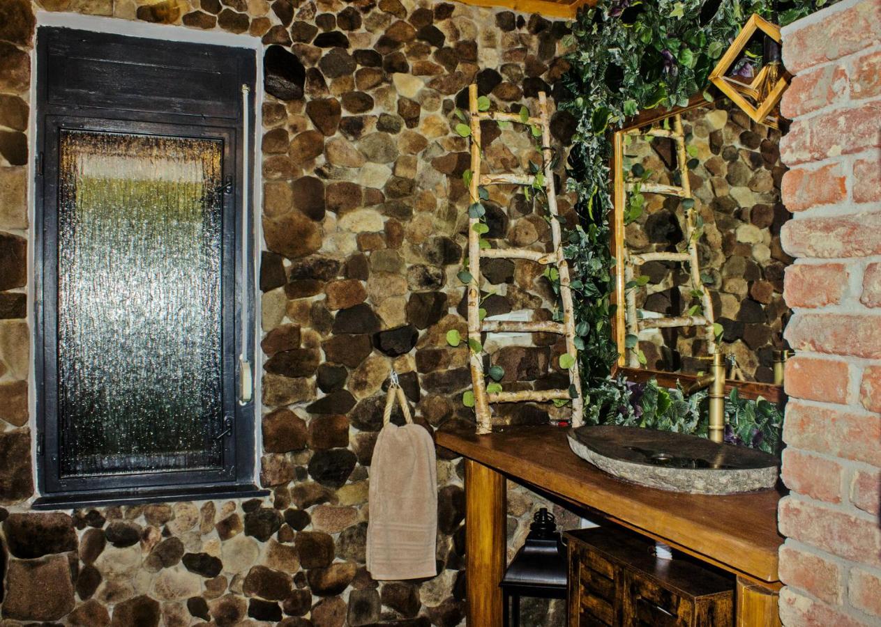 Cityside Cottage エゲル エクステリア 写真